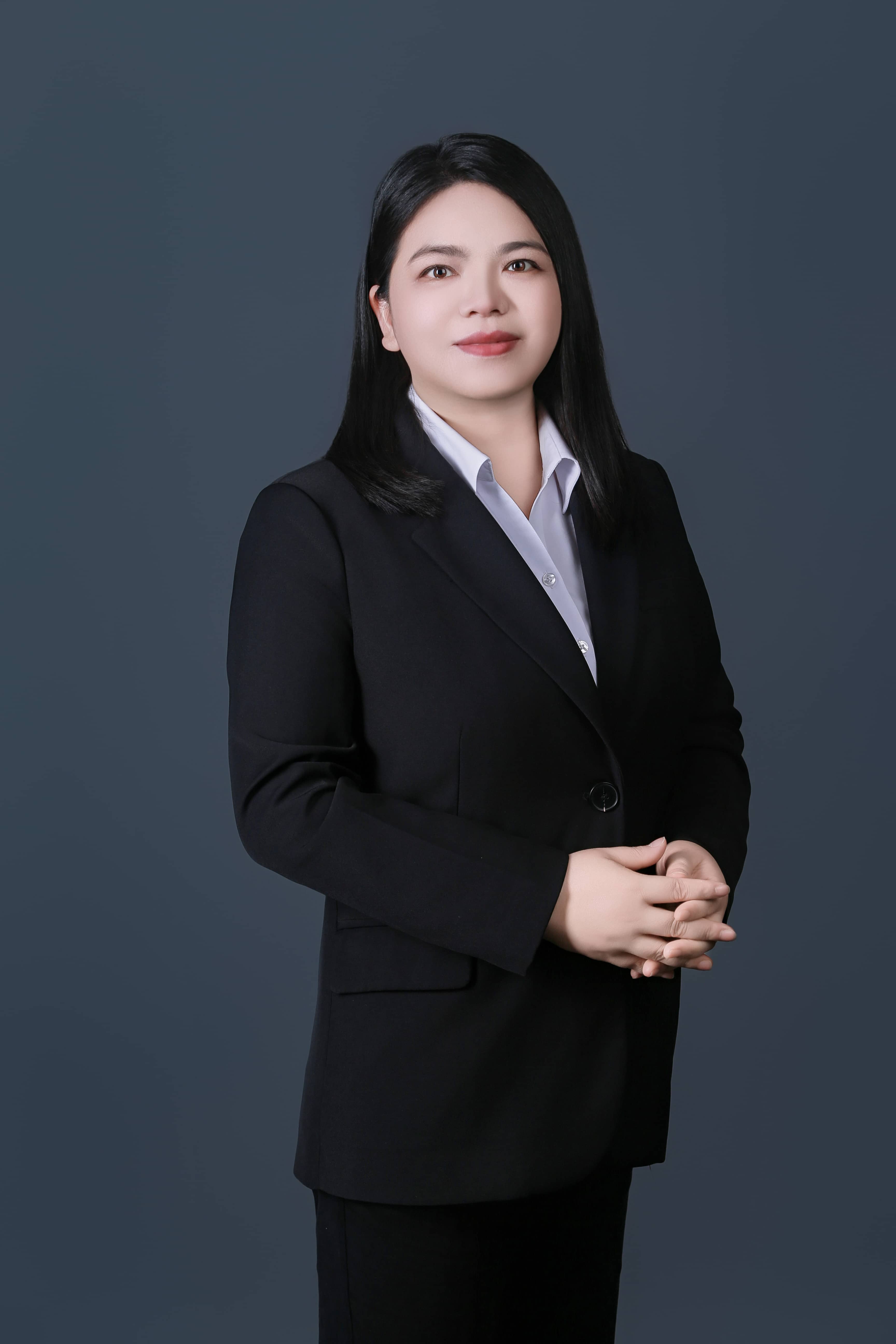 李青青